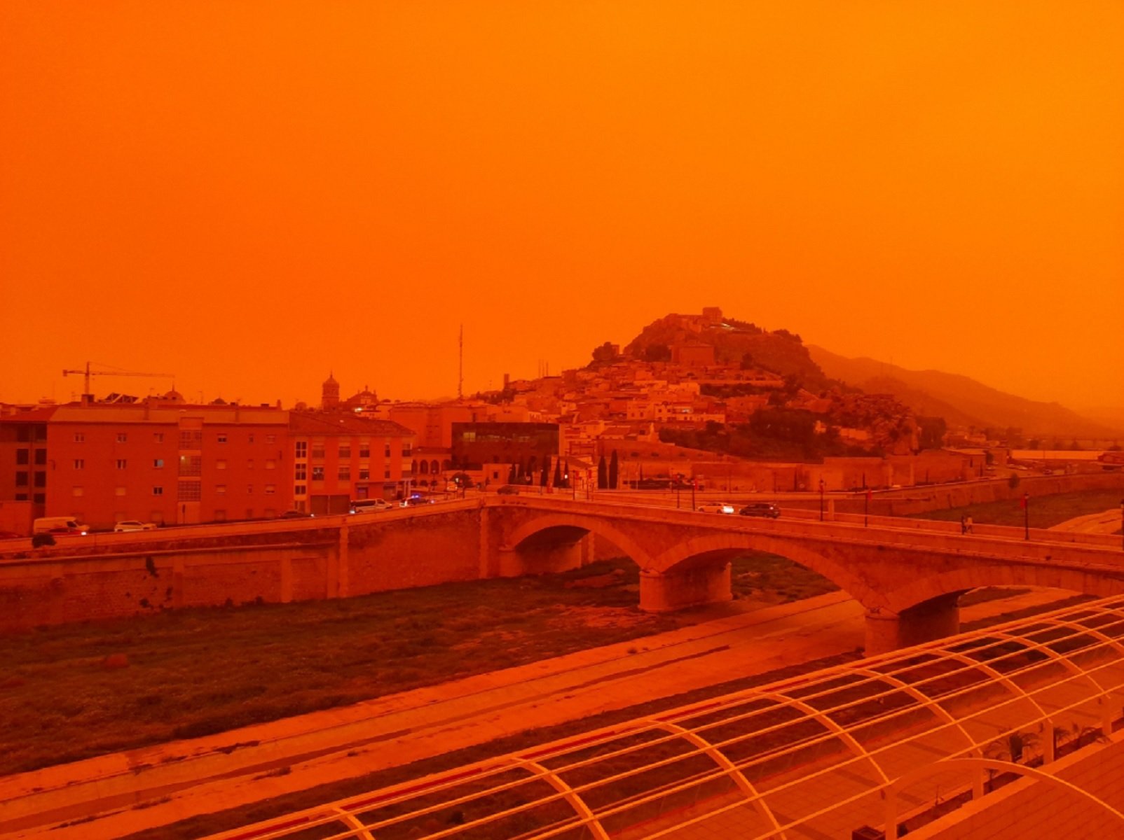 Cielo rojo en Elda / Foto: @gs_maricarmen Twitter