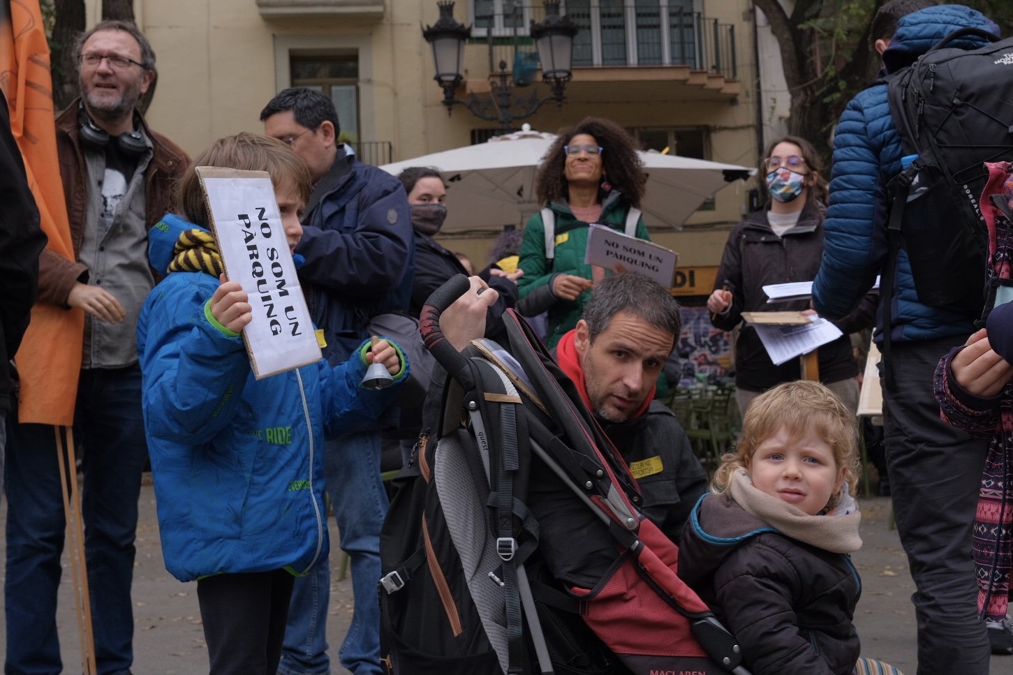 Els sindicats aconsegueixen que la comunitat educativa secundi la vaga