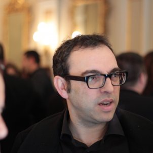 He leído el Premio Sant Jordi y ahora tengo miedo de que me mate Sergi Belbel