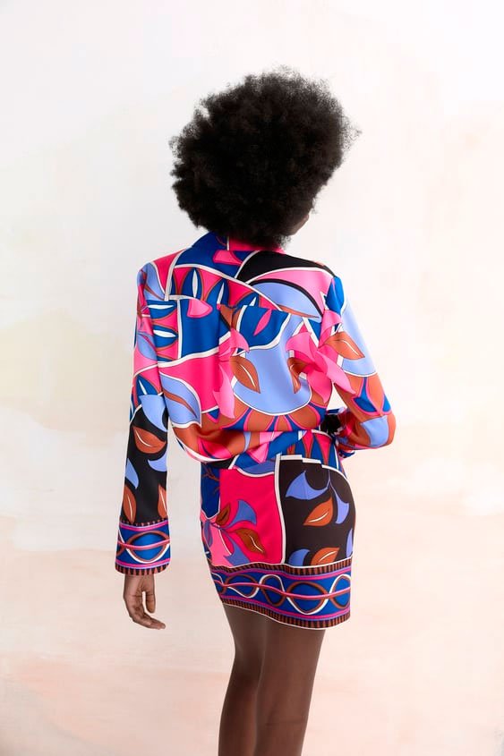 Falda de pinzas estampada