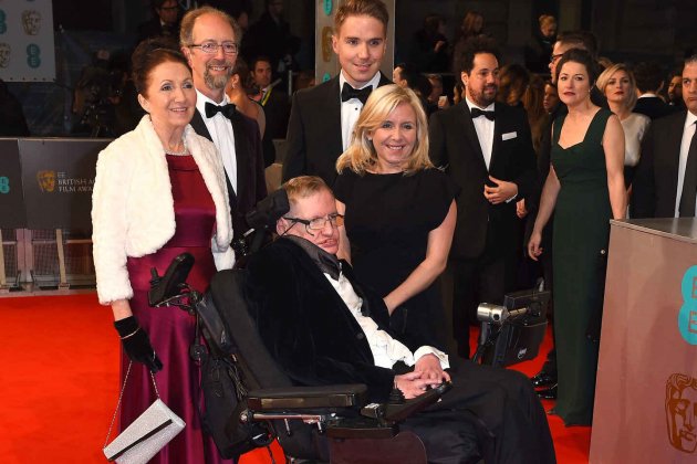 Stephen Hawking y sus hijos