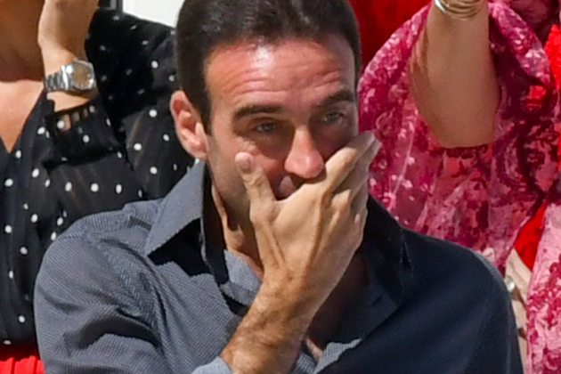 Enrique Ponce : agencia 