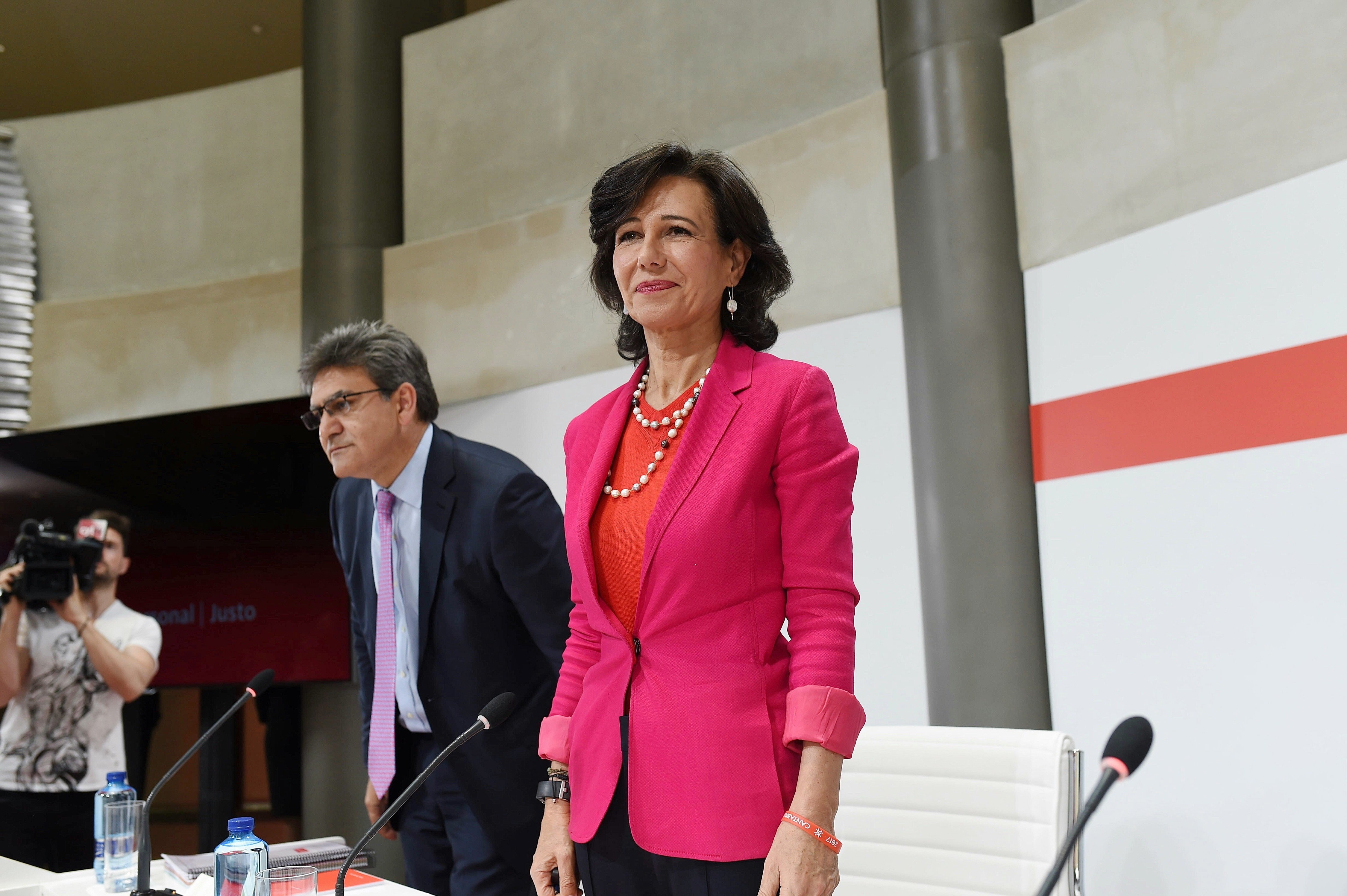 Condenan al Santander a abonar el impuesto de las hipotecas de forma retroactiva