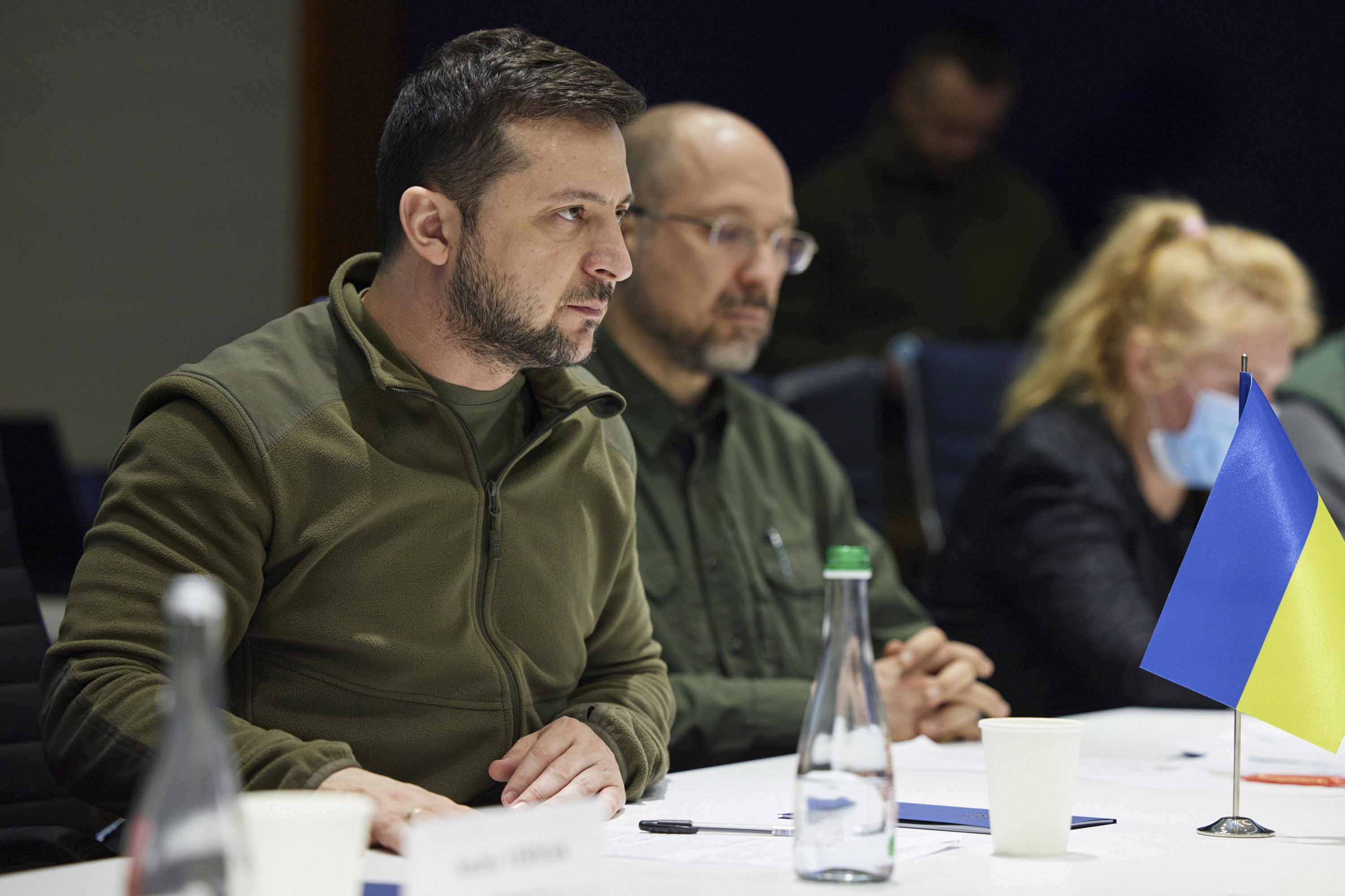 Zelenski relata el drama de Mariúpol: milers de persones en condicions infrahumanes