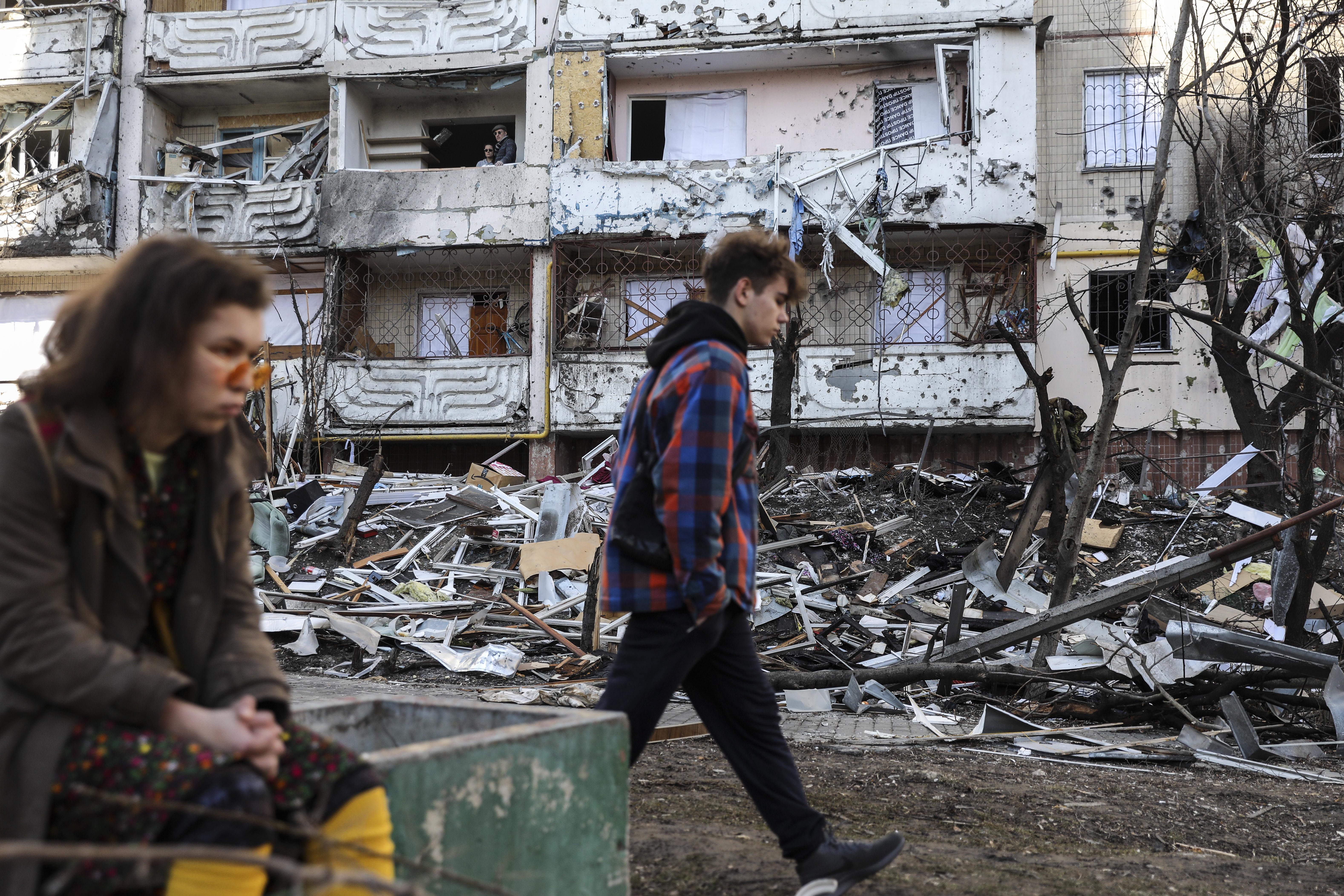 Edifici bombardejat en Kyiv / EFE /MIGUEL A. LOPES
