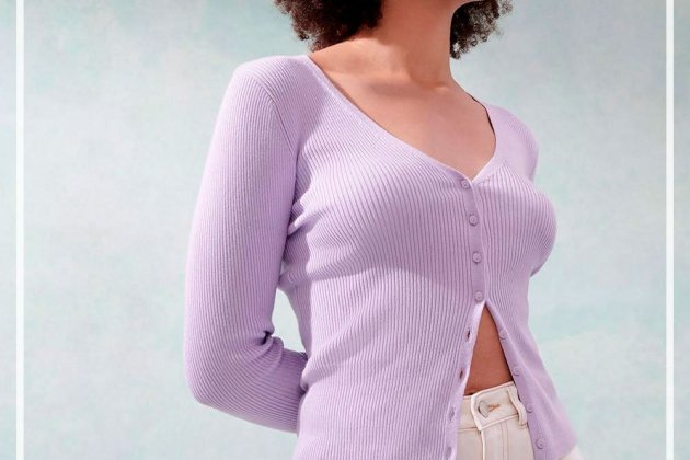 Rebeca amb coll en punta