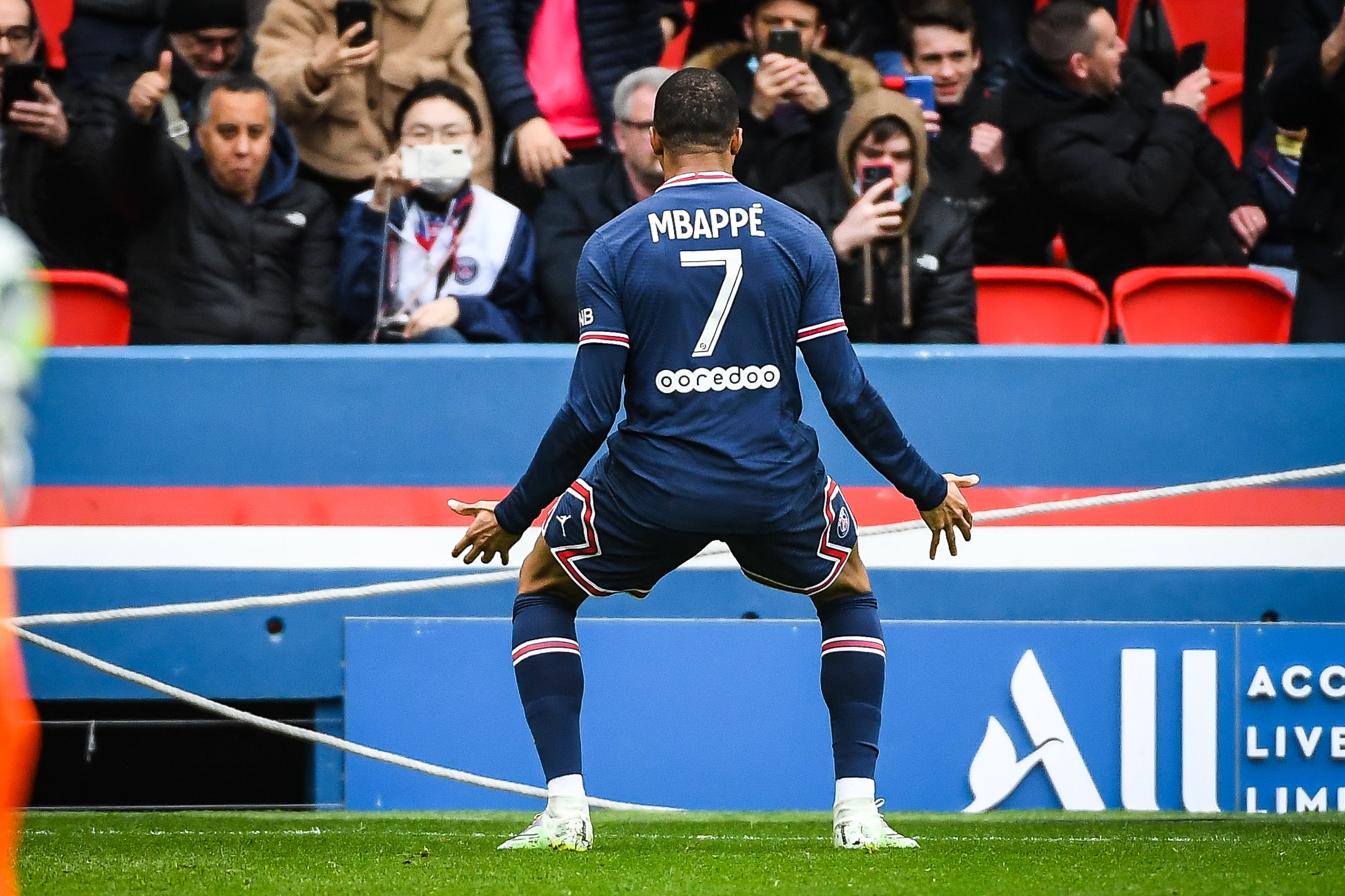 Adidas pacta amb Florentino Pérez el número que portarà Mbappé al Reial Madrid
