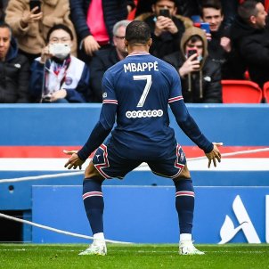 Adidas pacta con Florentino Pérez el número que llevará Mbappé en el Real  Madrid