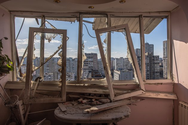 Interior de uno piso destruido miedo ataque, Kyiv, Kiev, invasión Rusia Ucrania Roman Pilipey Efe