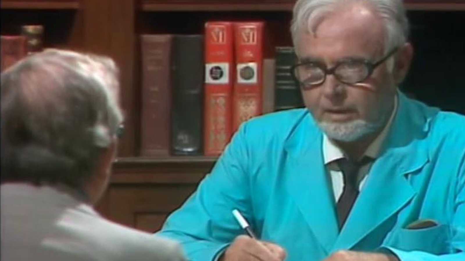 5 sitcoms imprescindibles para escribir una novela hilarante como 'Pont aeri' (y ninguna es 'Plats bruts') 5 sitcoms imprescindibles para escribir una novela hilarante como 'Pont aeri' (y ninguna es 'Plats bruts')