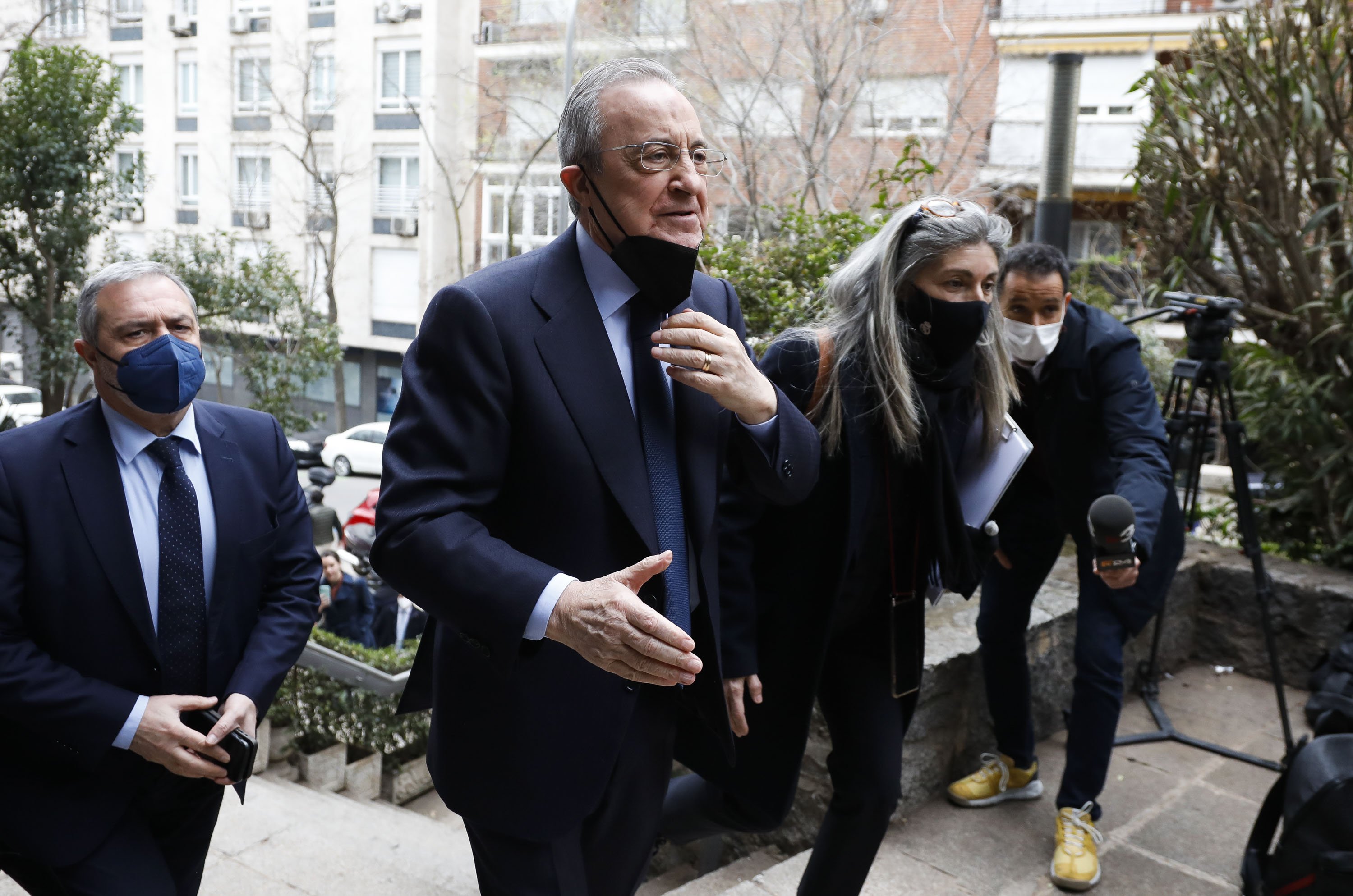 Francia confirma que Florentino Pérez ya ha presentado una oferta de 45 millones para traerlo con Mbappé