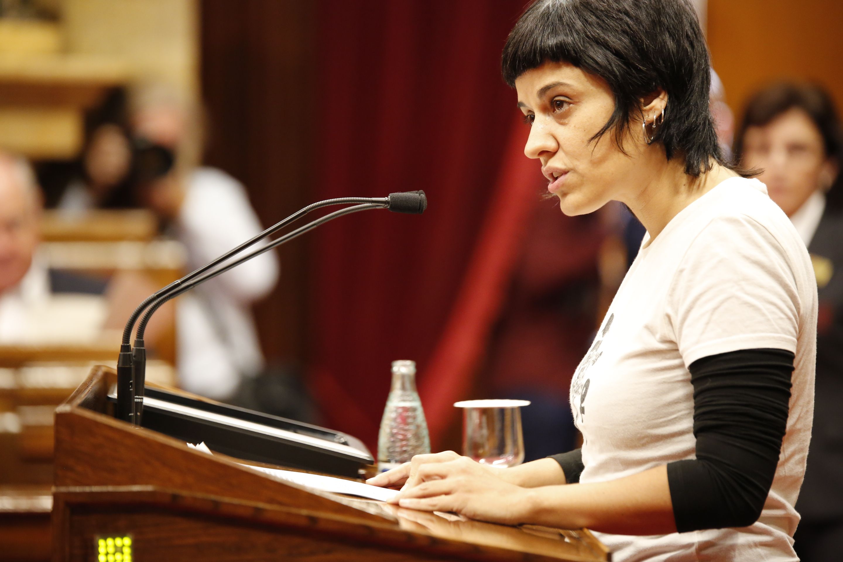 La CUP reobre el debat de l'educació al Parlament