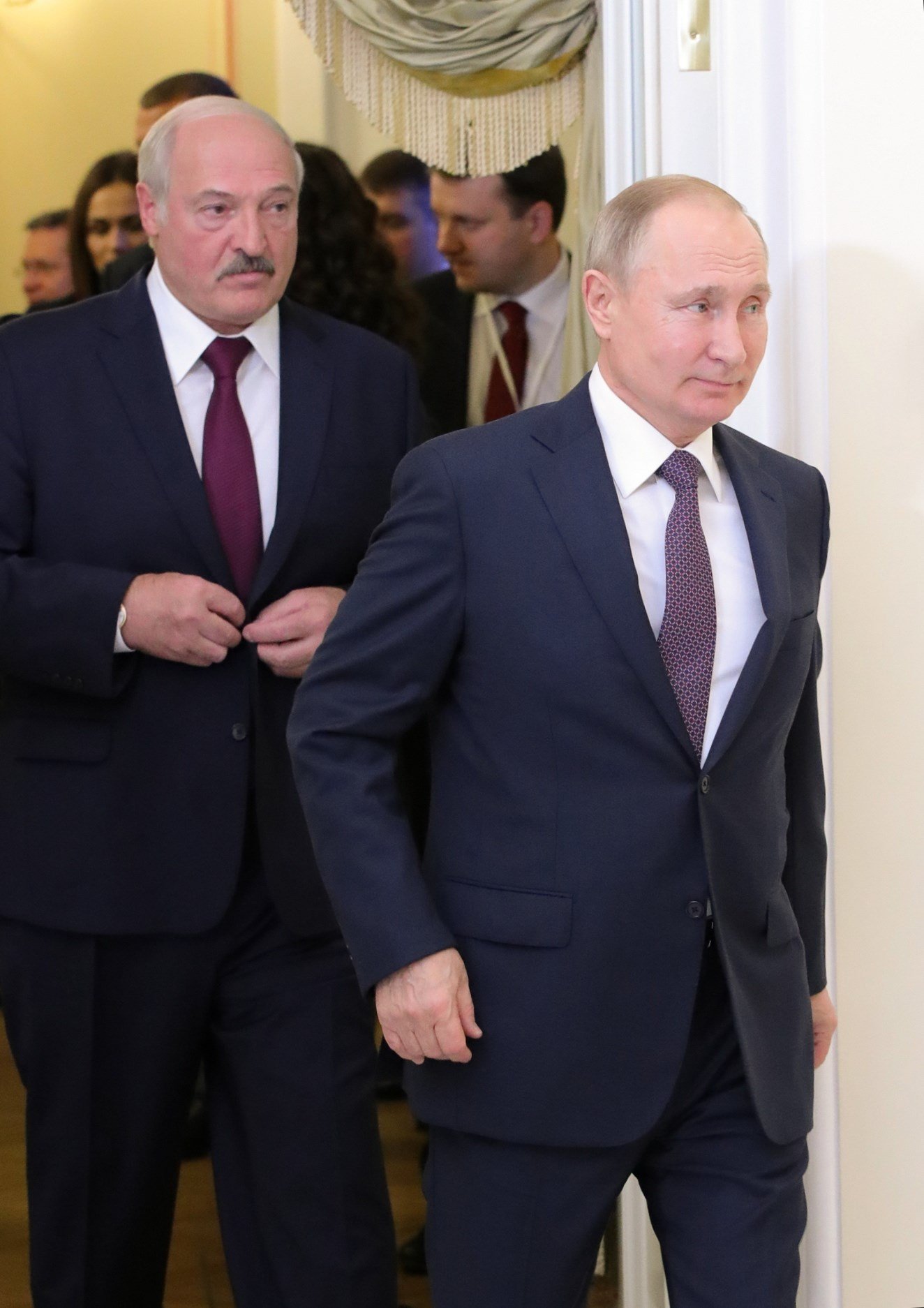 Ucrania avisa: Putin está furioso con Bielorrusia y podría echar a Lukashenko