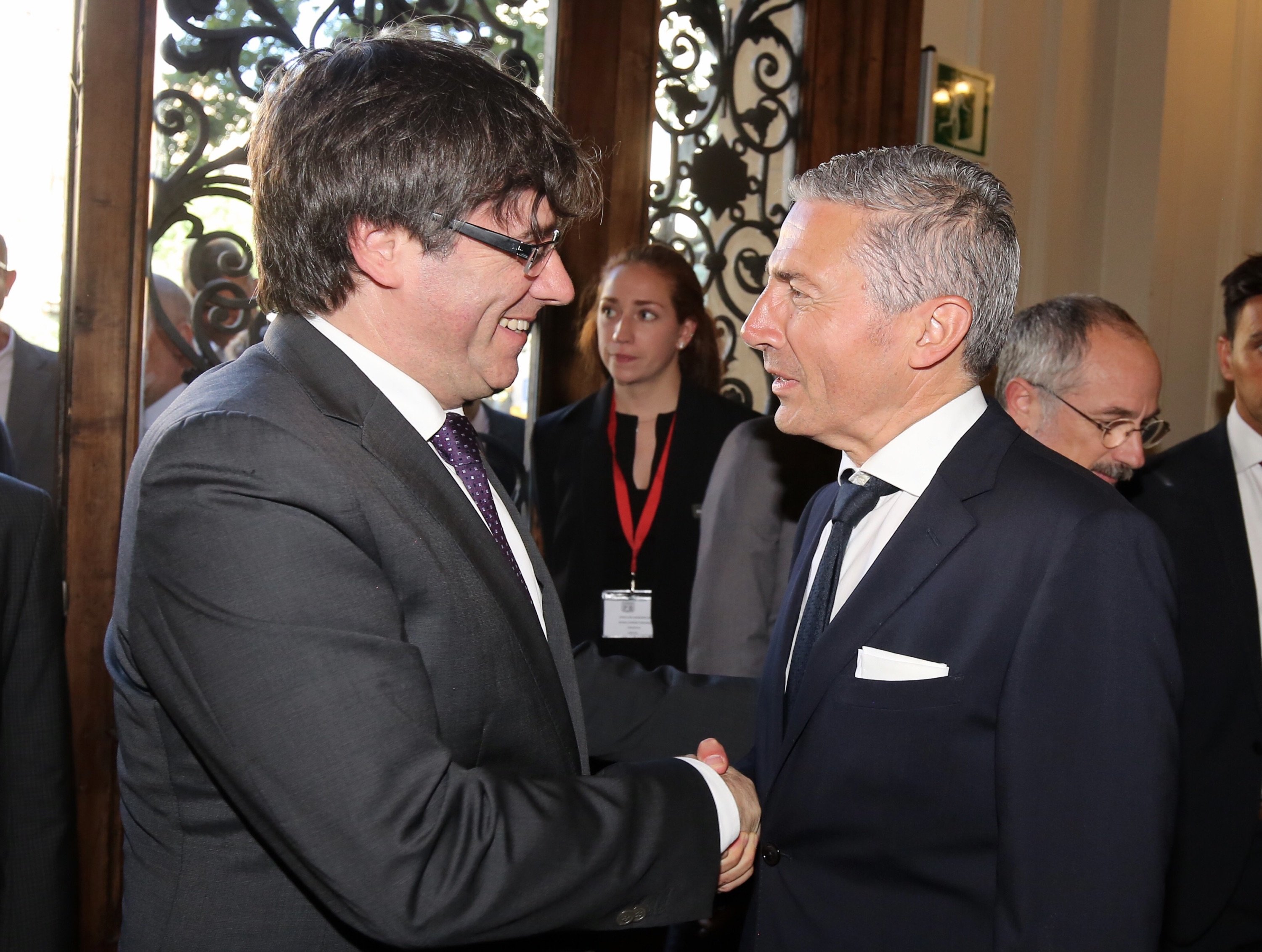Puigdemont reinaugura el consulado honorario de Israel en Barcelona