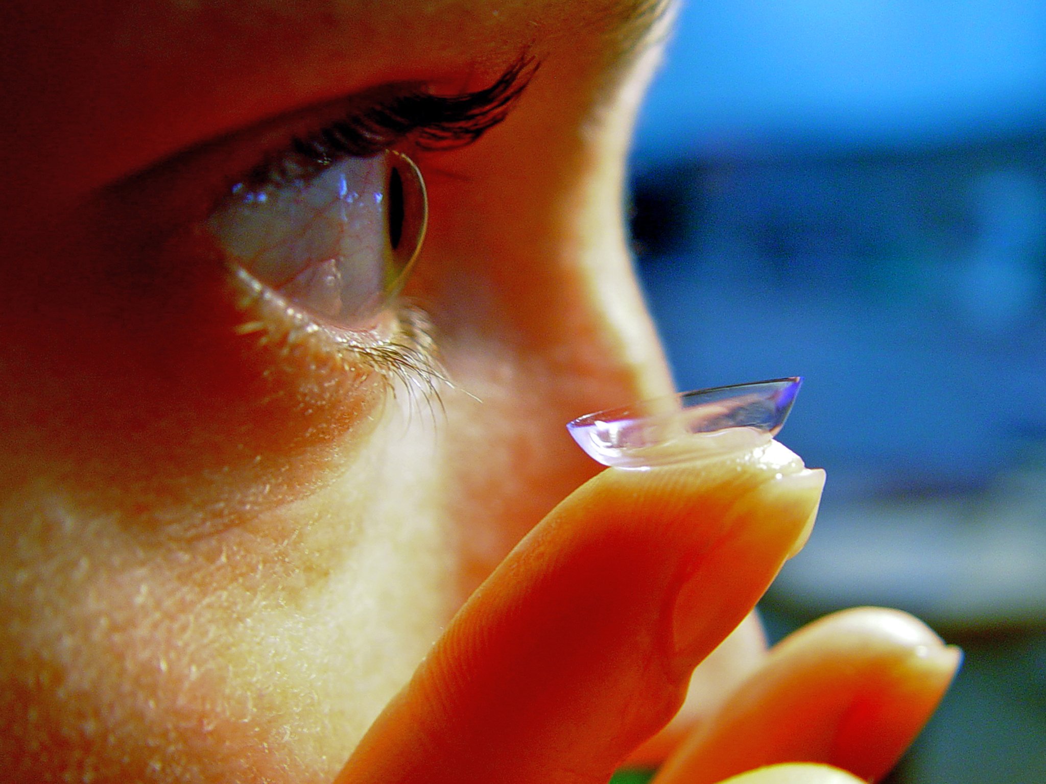 Nuevas lentillas inteligentes contra la ceguera causada por diabetes