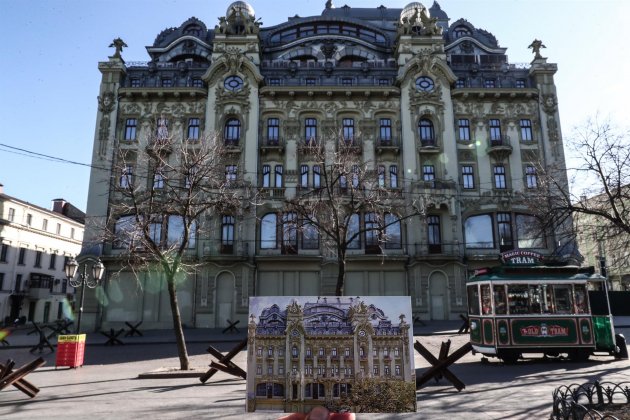 Hotel Moskovskaya en Odesa, Ucrania, antas y despúas de la guerra Efe Hotel Moskovskaya en Odesa, Ucrania, antas y despúas de la guerra Efe