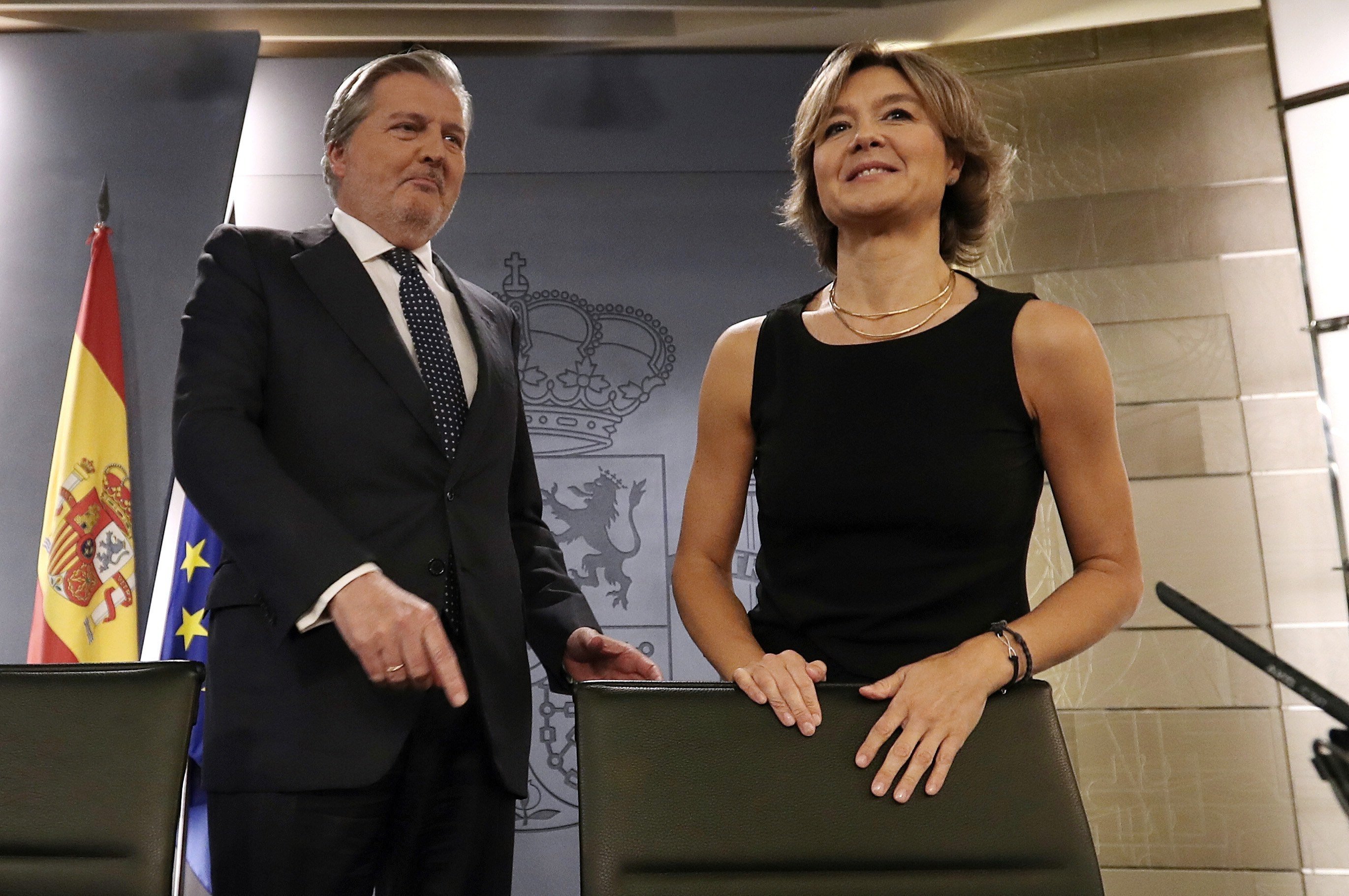 El Gobierno mantiene el apoyo a Montoro ante las peticiones de dimisión