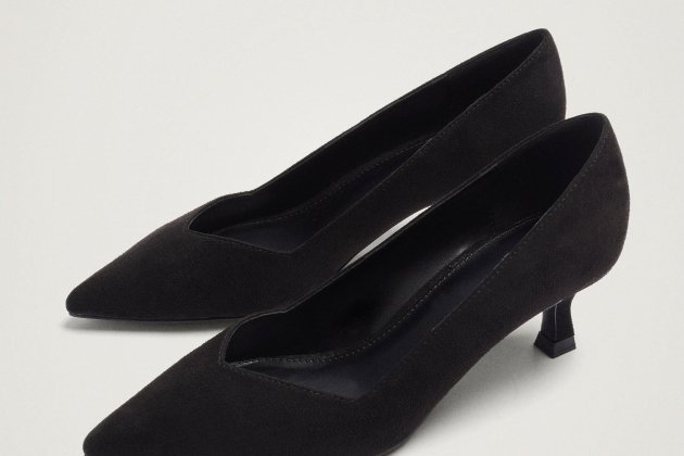 Zapatos de tacón con textura de ante1
