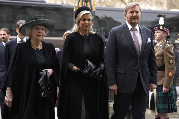 maxima de holanda funeral londres gtres