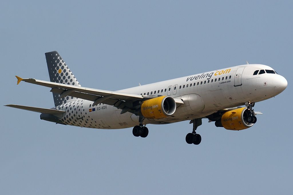 Consum demana explicacions a Vueling per les reiterades incidències