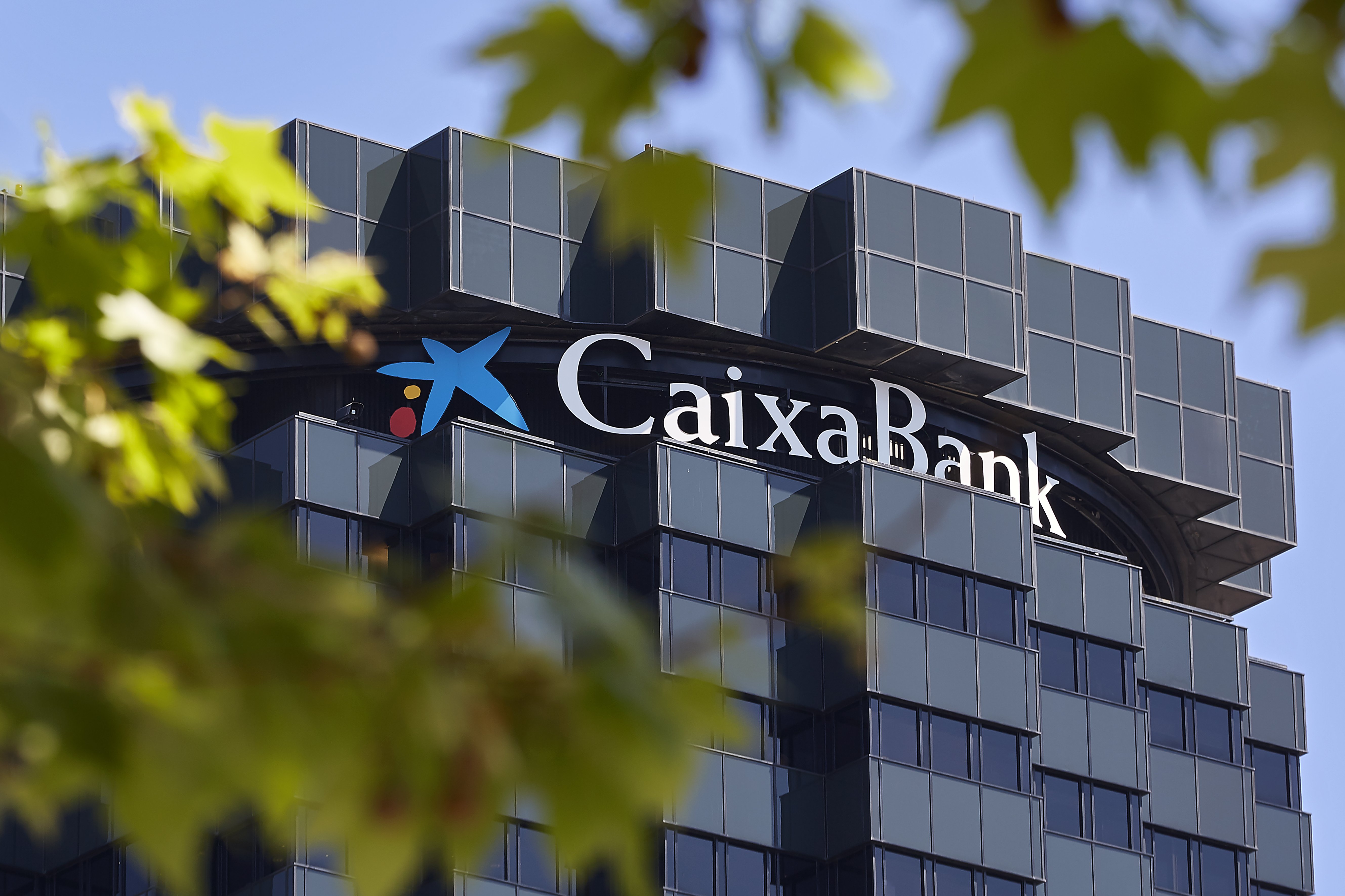 La actividad de CaixaBank aporta el 0,96% al PIB español
