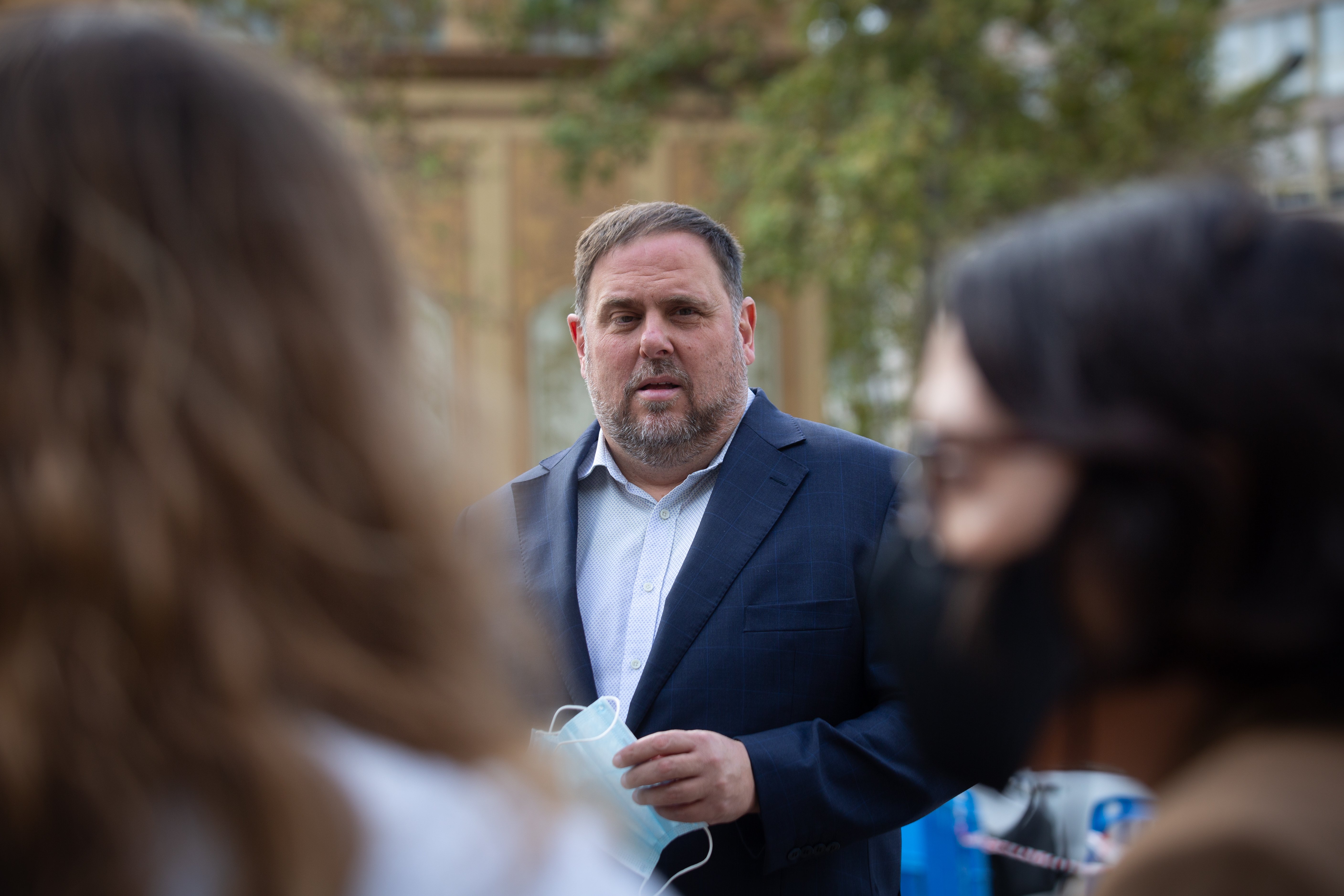 Vox se queda solo en el Parlament pidiendo retirar la escolta de Mossos a Junqueras