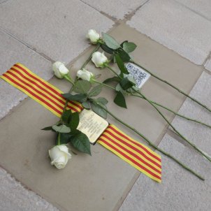 Catalunya supera los 400 adoquines 'stolpersteine' con nombres de víctimas del nazismo