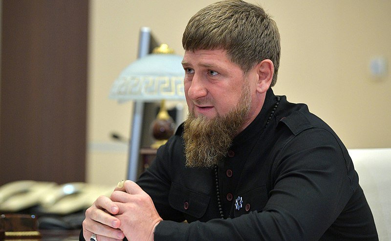 El líder checheno Kadyrov acusa a los funcionarios del Kremlin de deslealtad