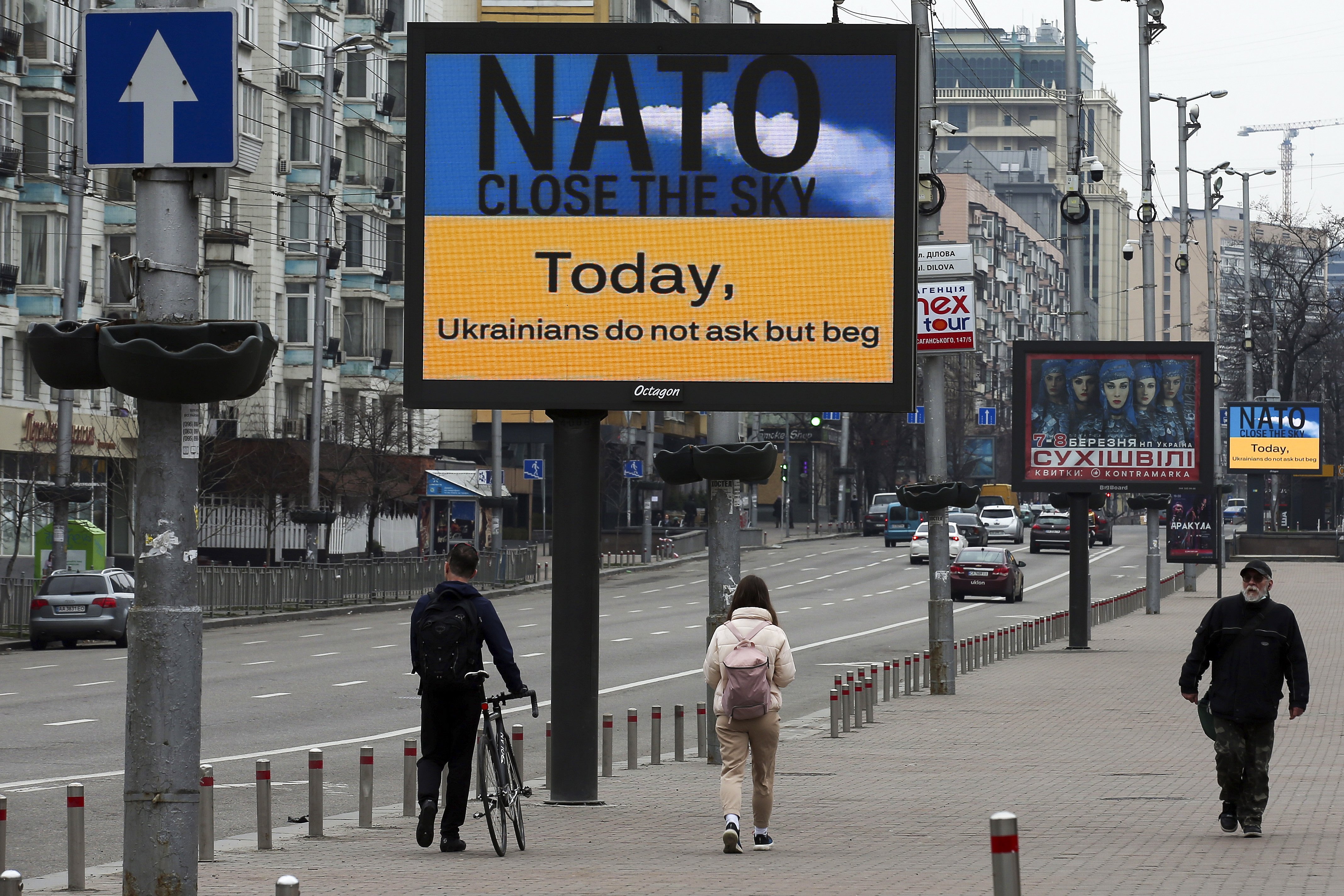 Rússia amenaça amb bombardejar Kíiv davant dels atacs ucraïnesos