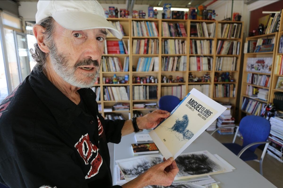 Muere el ilustrador Miquel Fuster, que malvivió durante 15 años en la calle