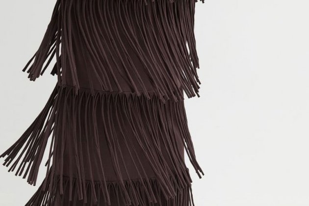 Vestido de punto con flecos