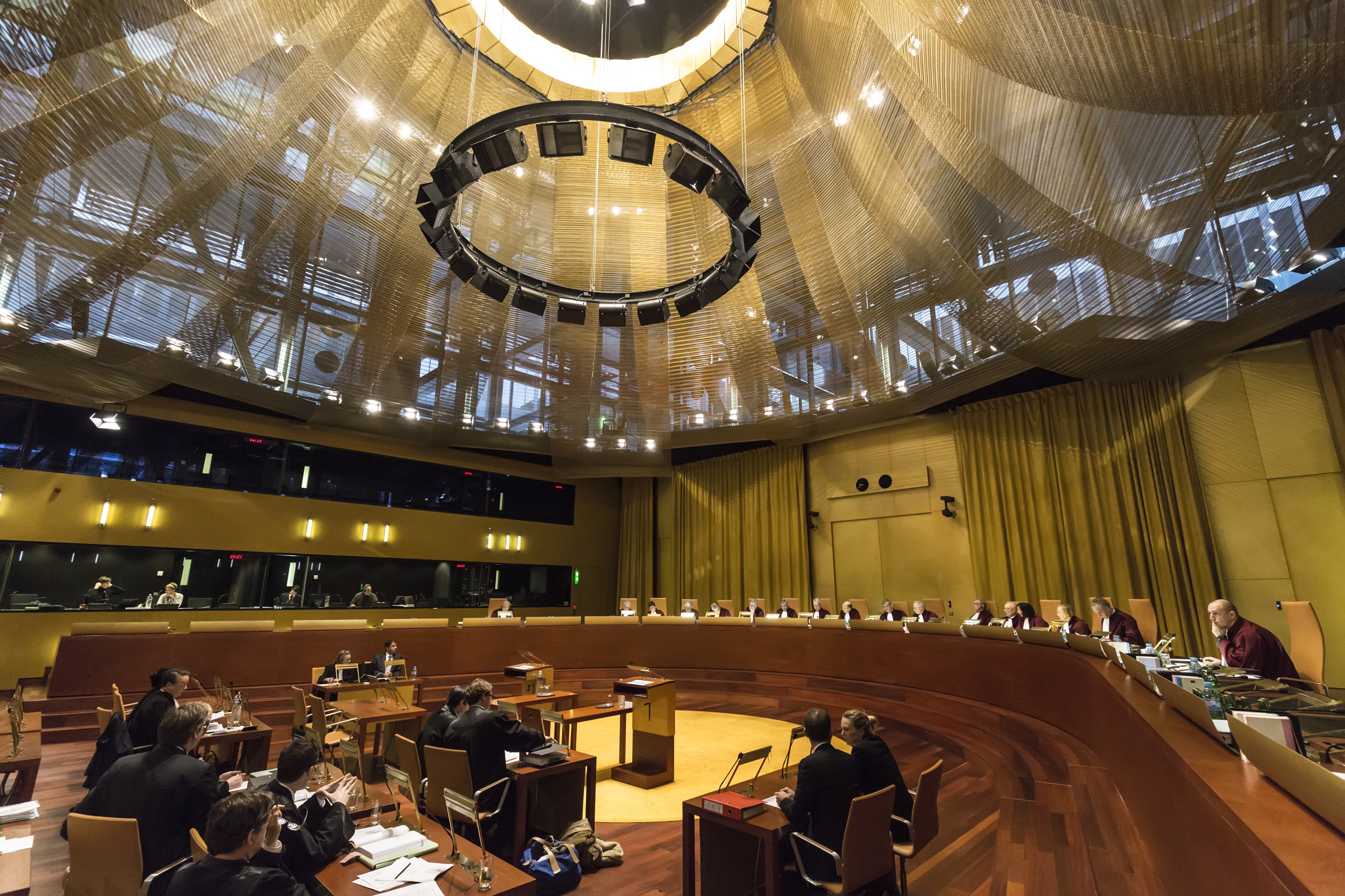El Estado y el exilio confrontan posiciones sobre derechos fundamentales en el tribunal europeo
