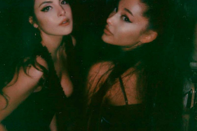 Elizabeth Gillies y Ariana Grande/ Agencia