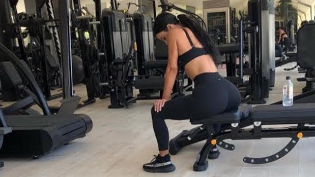 Kim Kardashian en el gimnasio