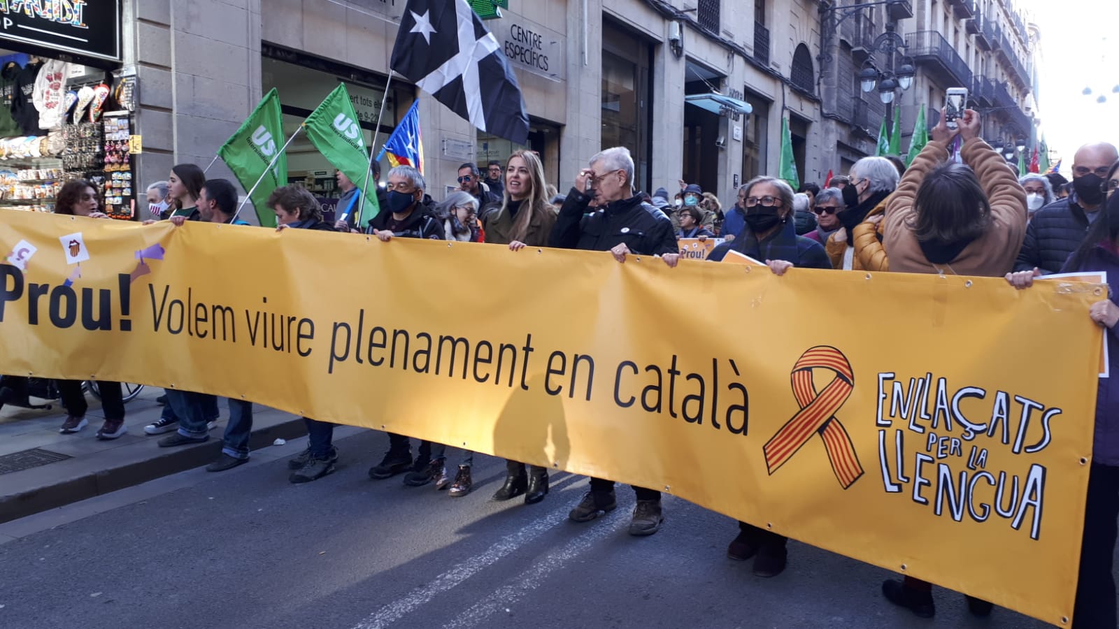 manifestacion lengua barcelona escuela inmersion - john mcaulay