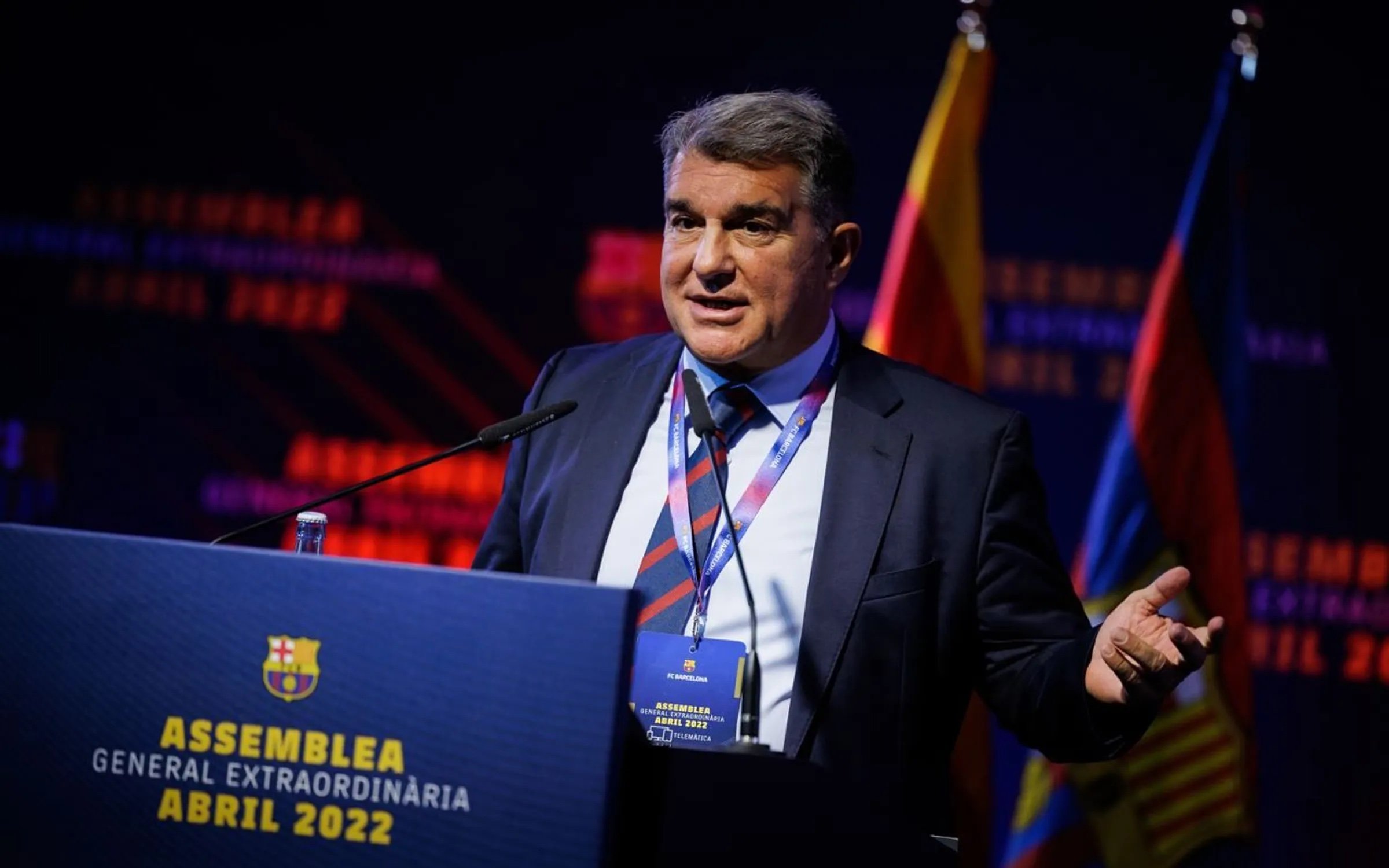 Reunió d'urgència de Joan Laporta per tancar el fitxatge gratis per al Barça, és ara o mai