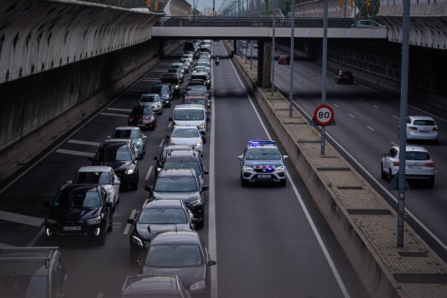 Nuevo túnel de las Glorias, atasco, entrada Barcelona, tráfico, tránsito, caravana, Gran via de les corts catalanes, Mossos d'esquadra - Pau de la Calle