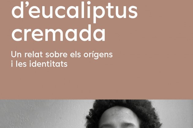 FUSTA D'EUCALIPTUS CREMADA