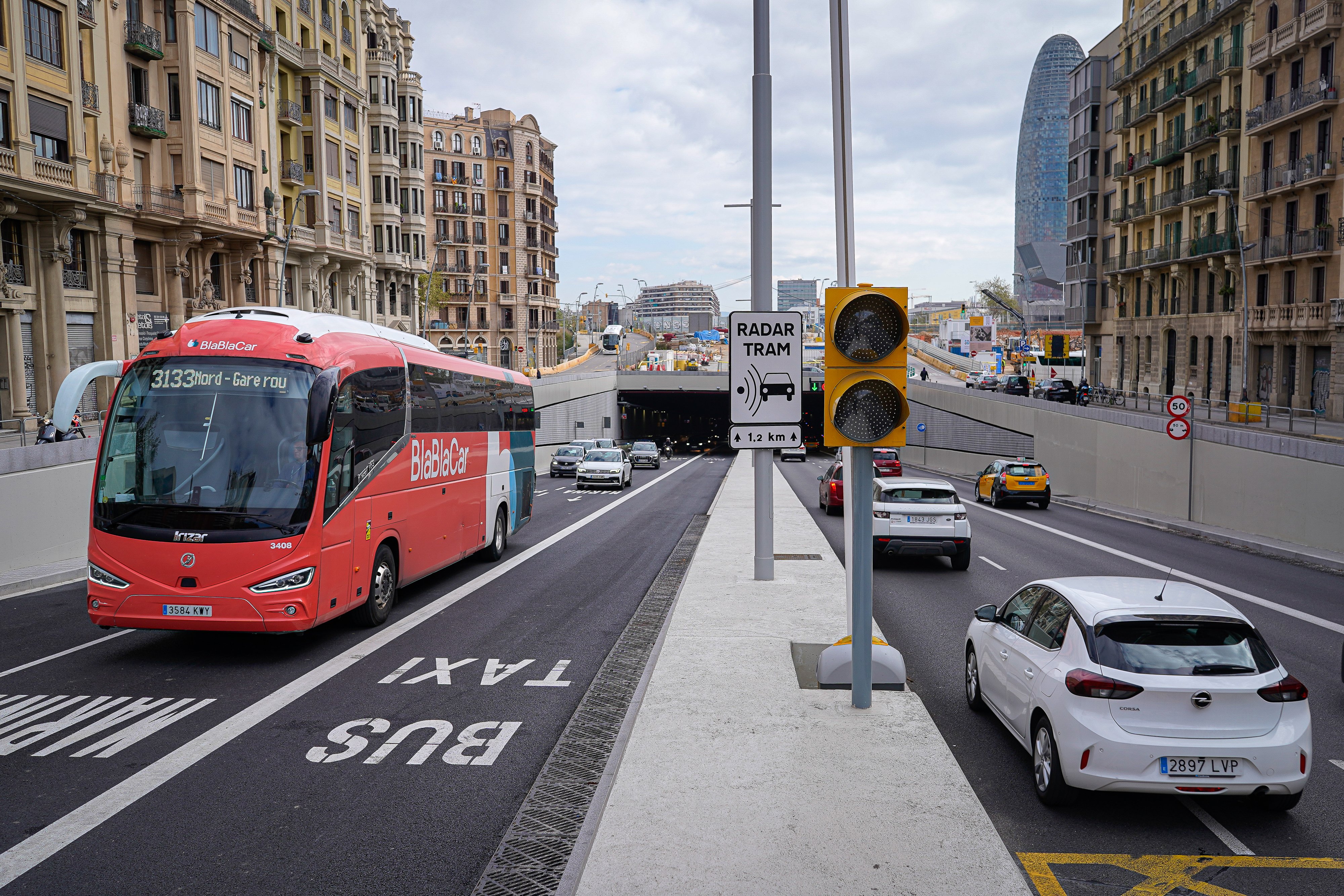 En servicio los cuatro nuevos radares de tramo de Barcelona (de momento no multan)