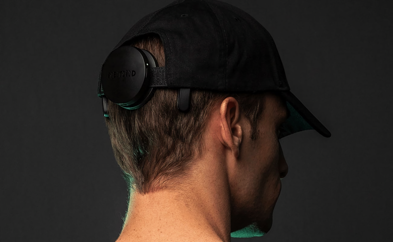 Crean una diadema para controlar objetos con el uso de la mente