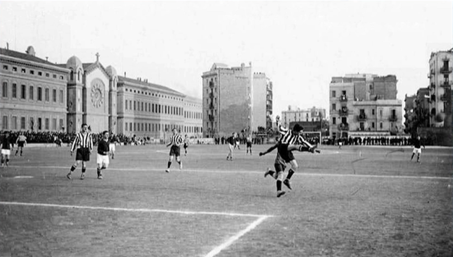 La selección nacional catalana de fútbol juega su primer partido