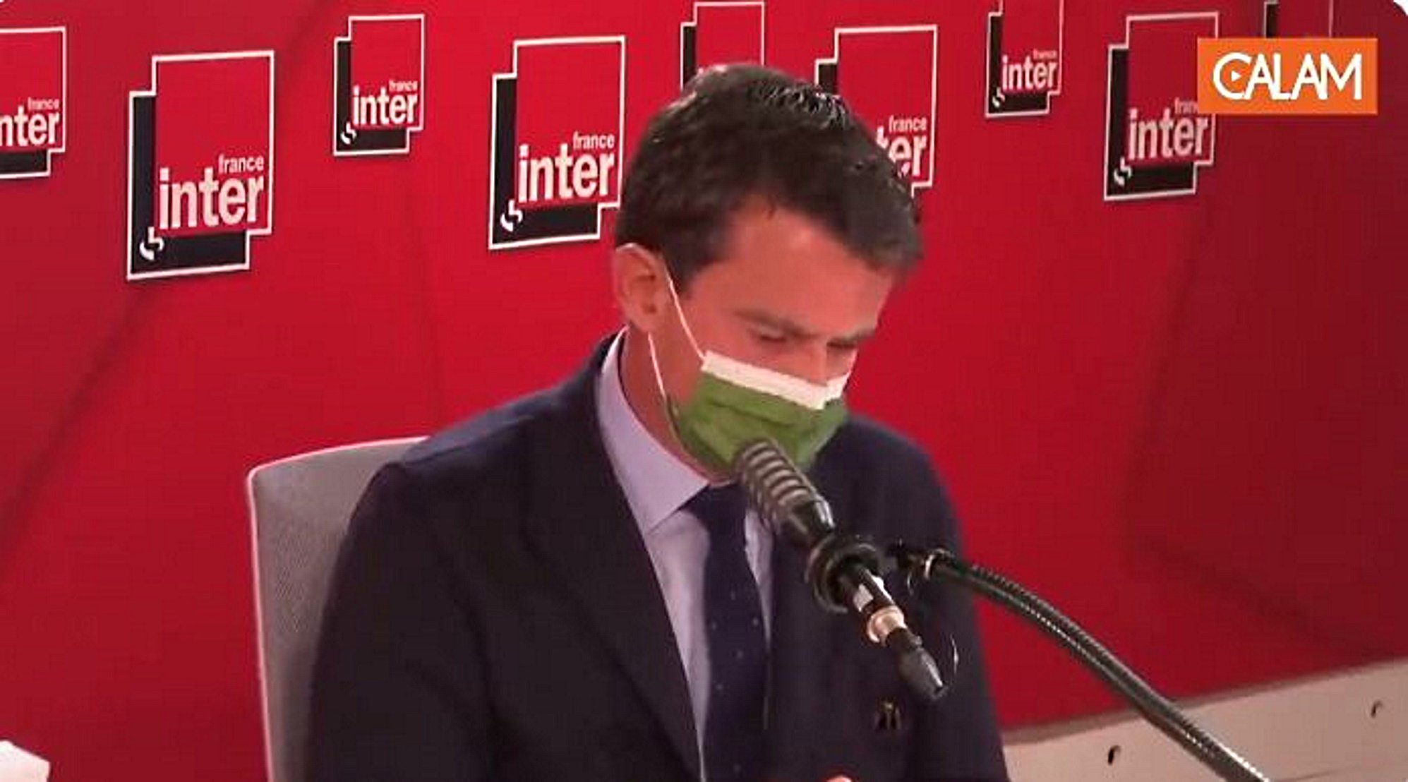 Moc a France Inter: un oient recorda a Valls que es manifestava amb Vox