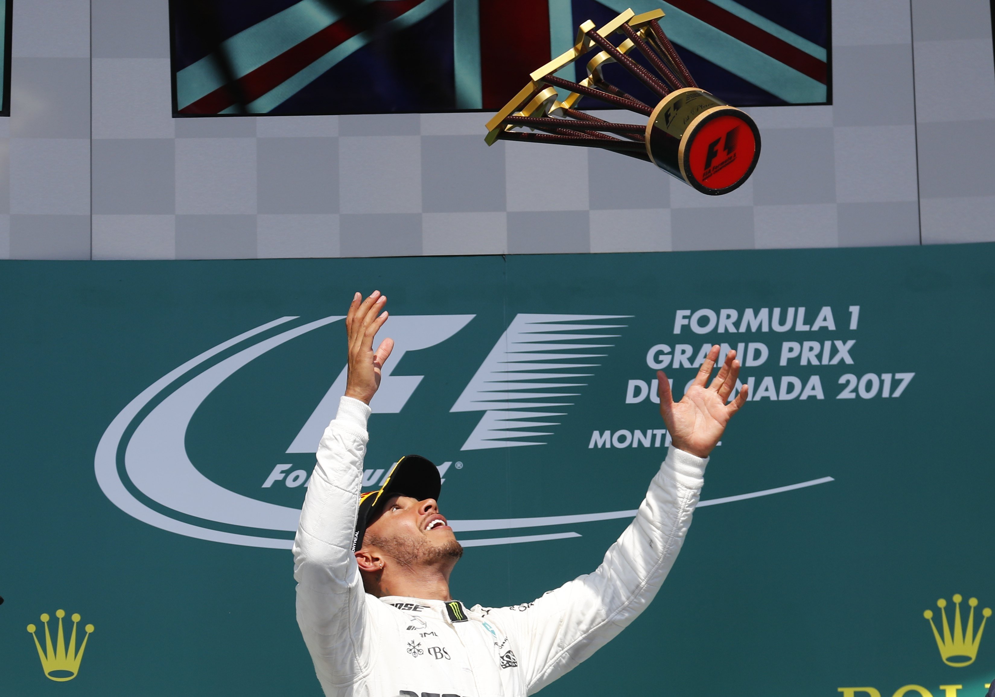 Hamilton domina de principio a fin en Montreal