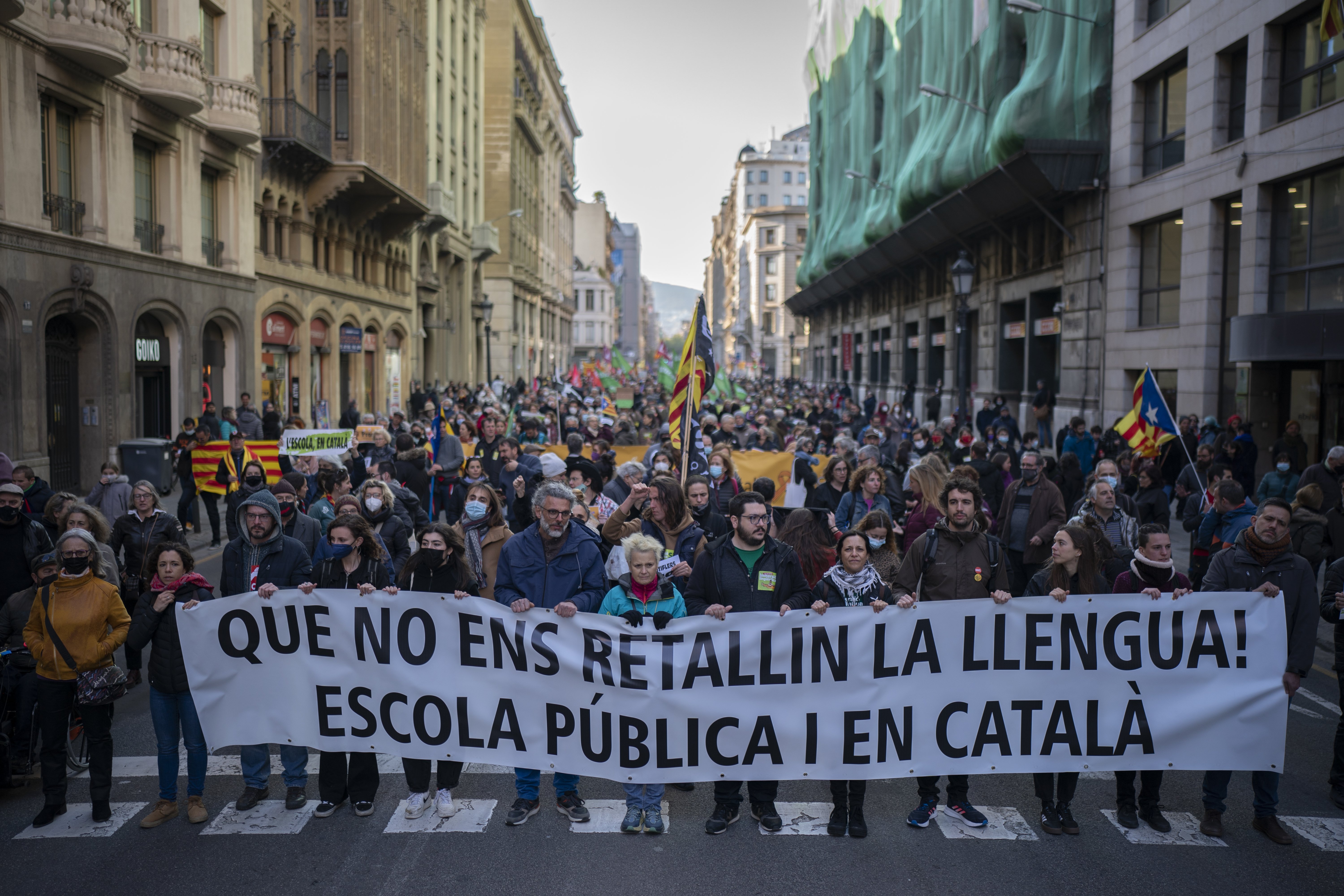 El TEDH nega la vulneració de drets d'Òmnium i Plataforma per la Llengua en la causa del 25% de castellà