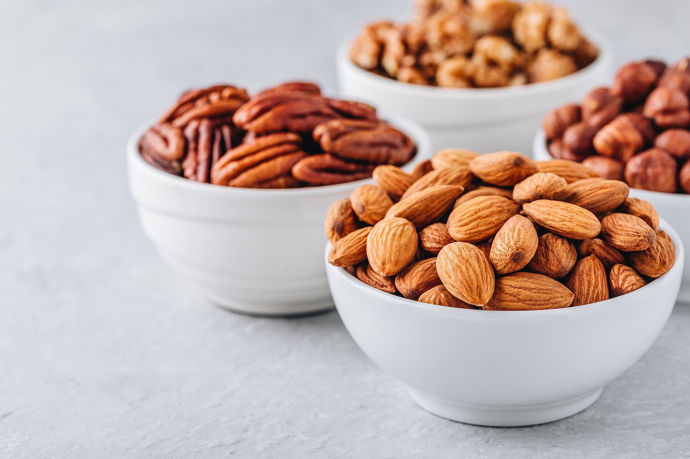 Almendras crudas o tostadas: diferencias y similitudes entre ellas