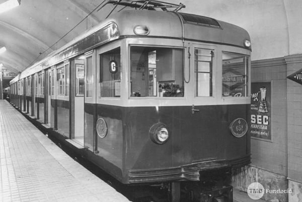 Una de las estaciones de la línea II de metro, el día de la inauguración Arxiu TMB