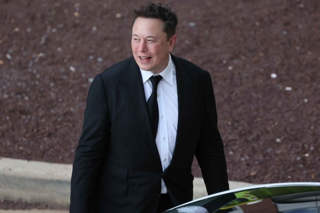 EuropaPress elon musk leaves the new castle