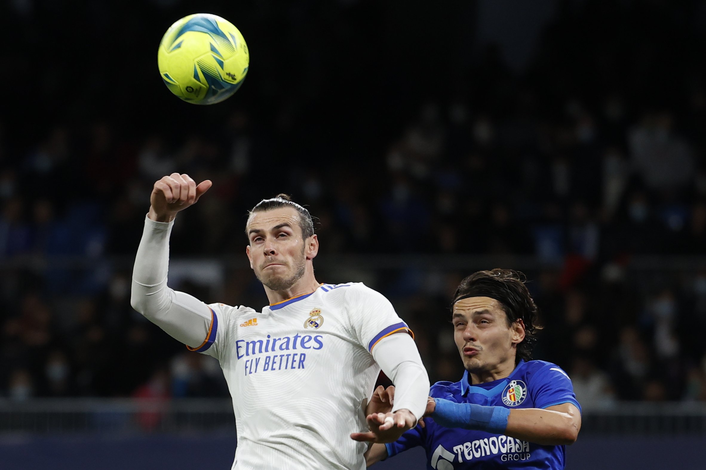 Bale vol seguir a Espanya, però no jugant en el Reial Madrid i hi ha una negociació en marxa