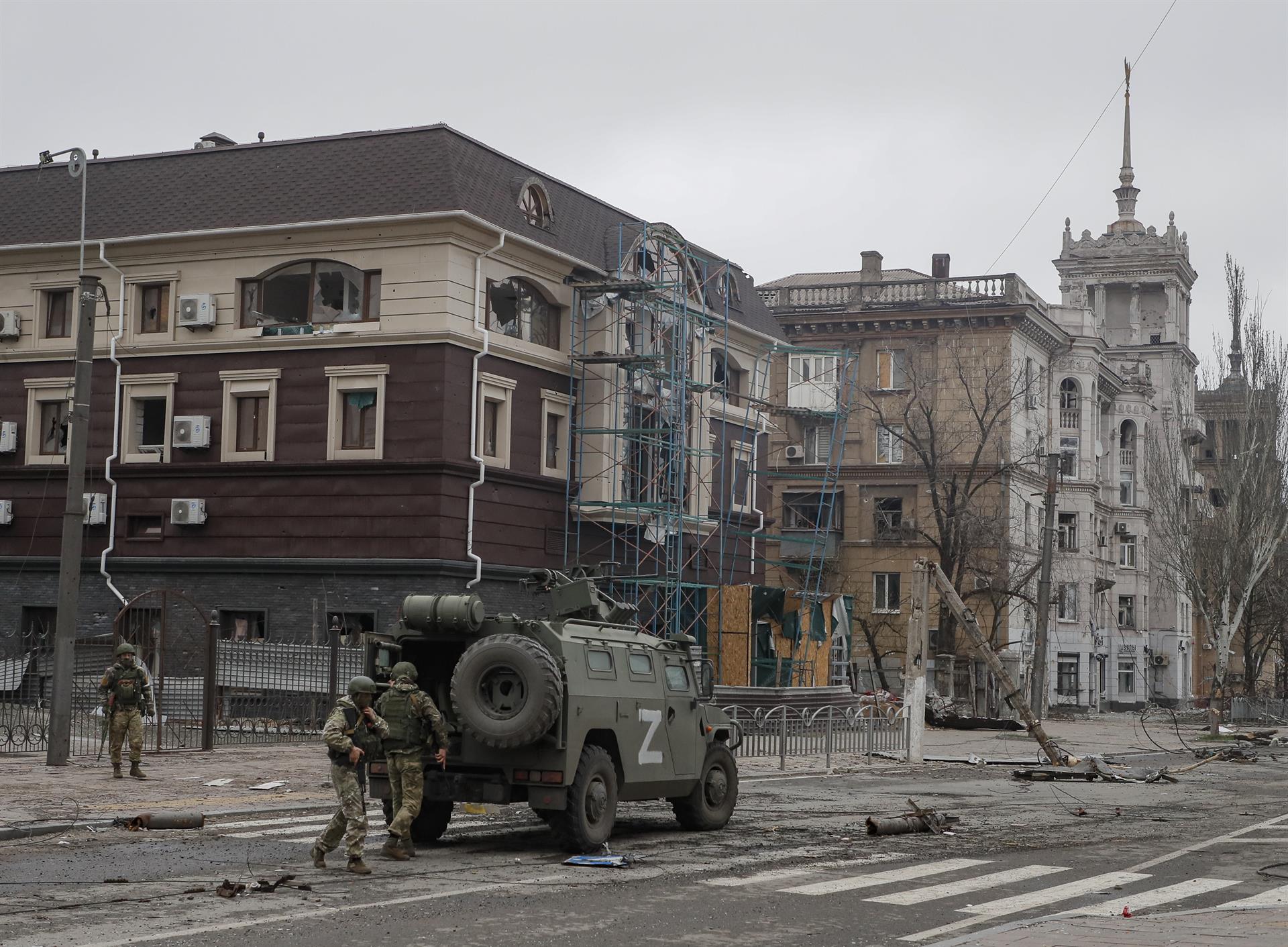 mariupol tanque ruso ucrania efe