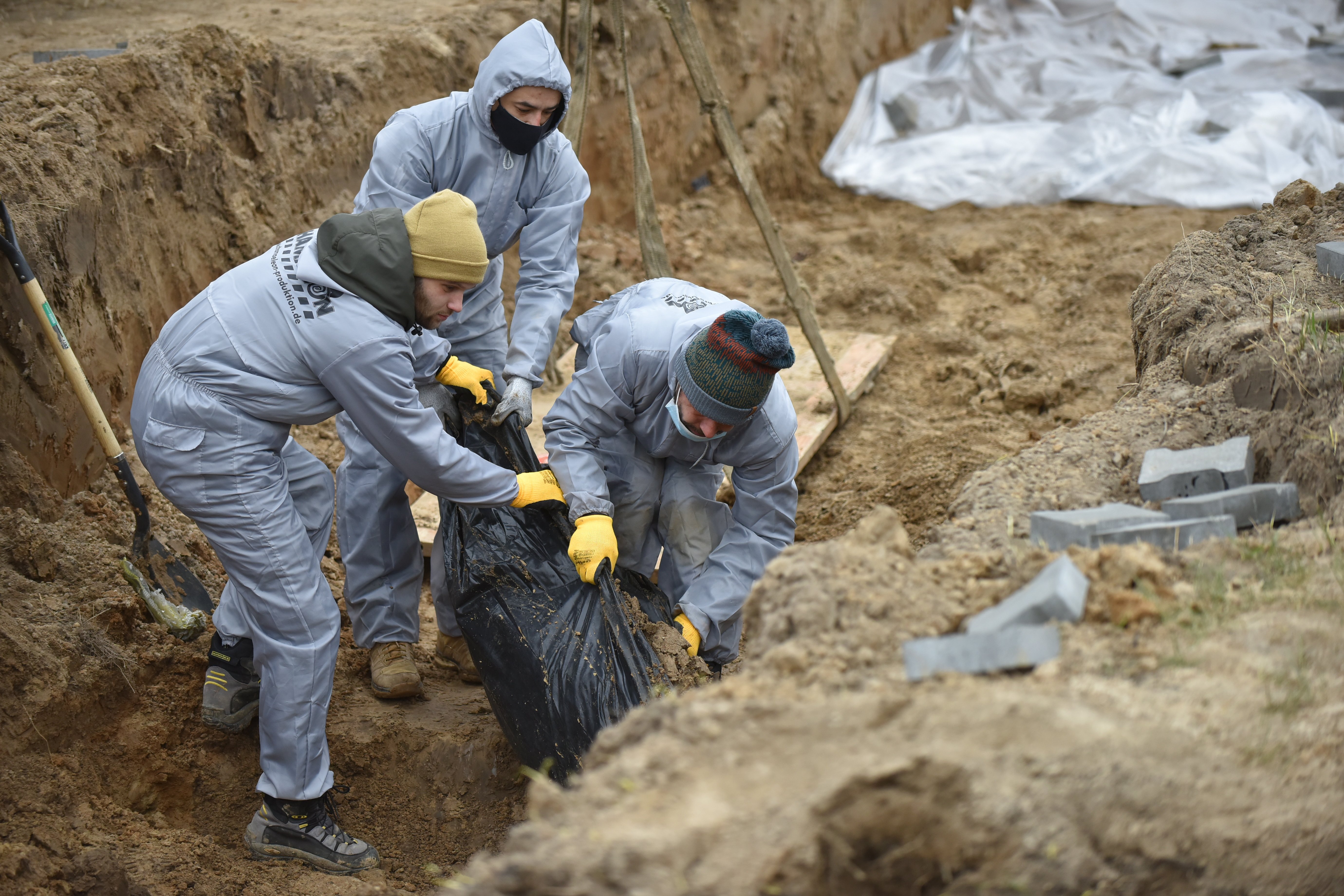 Ucrania identifica a un comandante ruso culpable de crímenes de lesa humanidad en Bucha